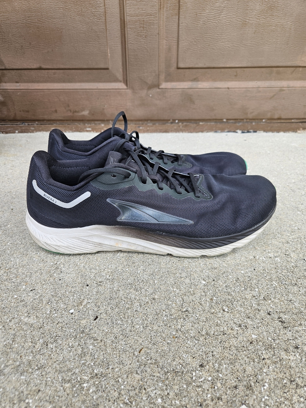Altra Rivera 3 Mens Shoes Size 11 Black Road Running Training AL0A7R6Y000